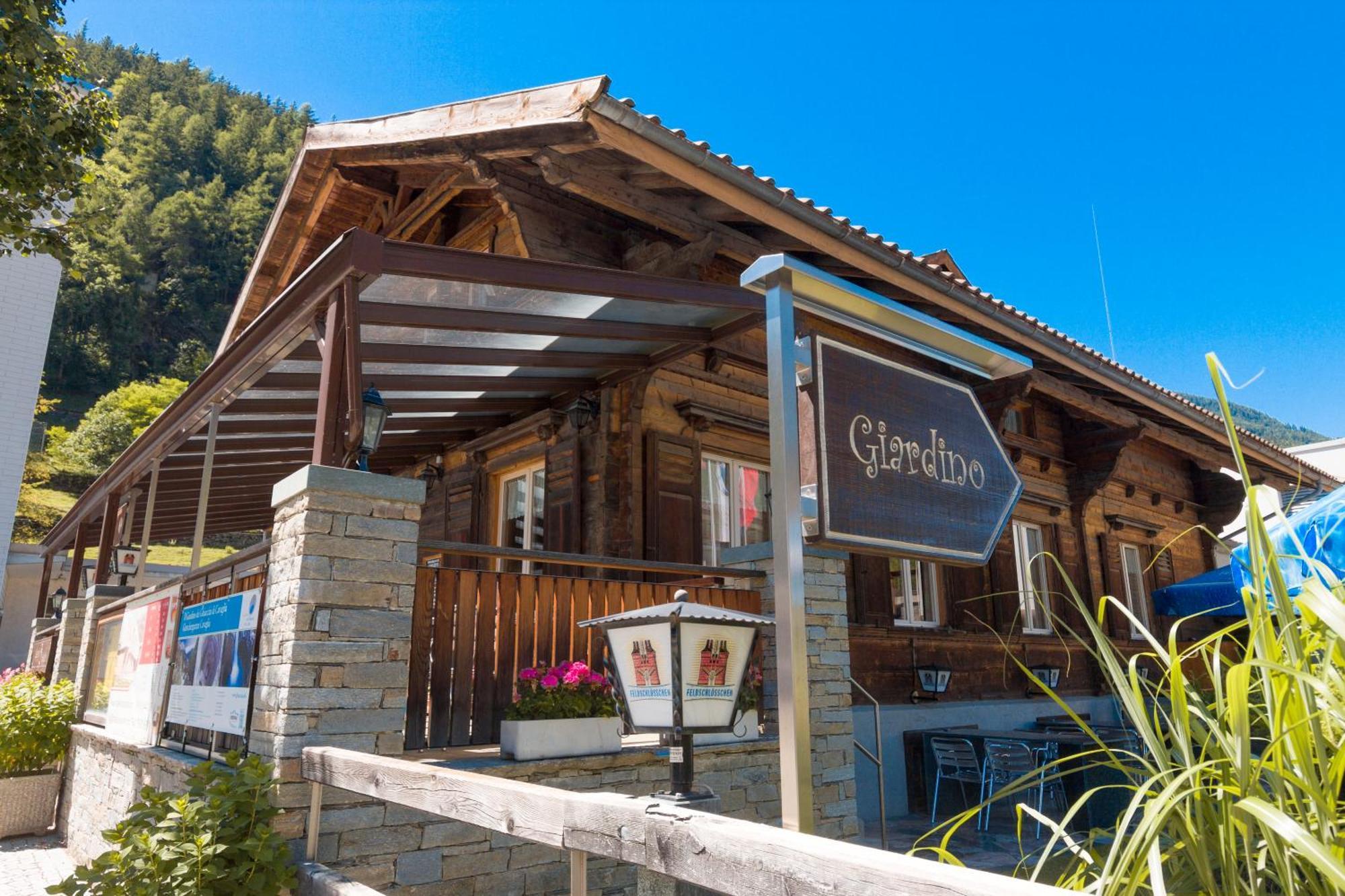 Ristorante Pensione Chalet Stazione Поскьяво Экстерьер фото